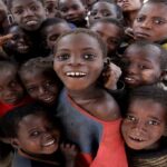 في يوم الطفل الافريقي…كرونا تفرض واقع معتم للإطفال في السودان